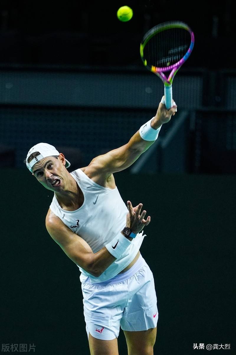 戴维斯杯力克拉沃尔杯，辛纳扛起全队