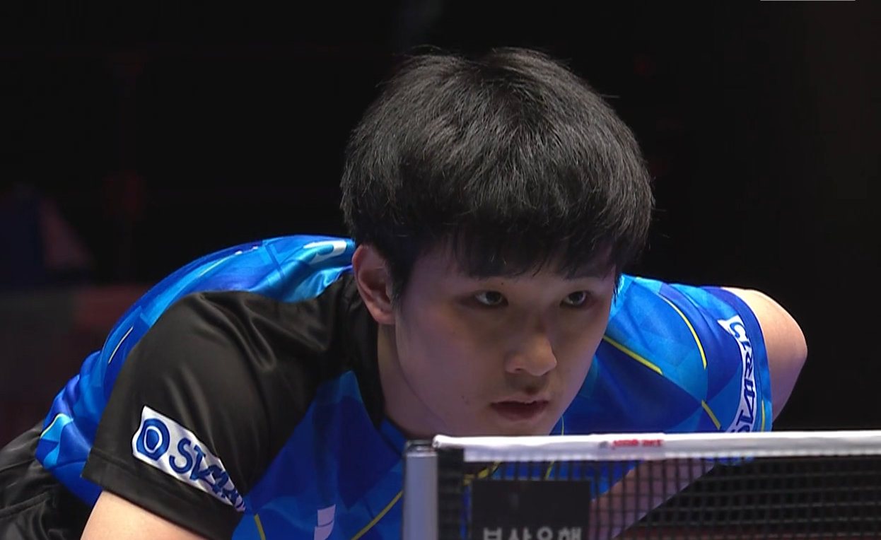 英格兰队逆转奥地利队，张本智和惊艳四座