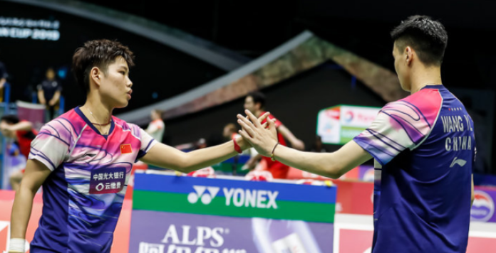 韩国队逆转印尼队，黄鸭组合统治全场