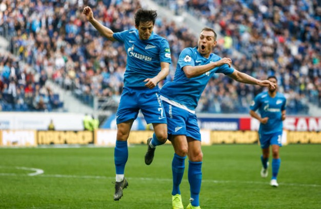 伊朗豪门球队斩获胜利，晋级下一轮