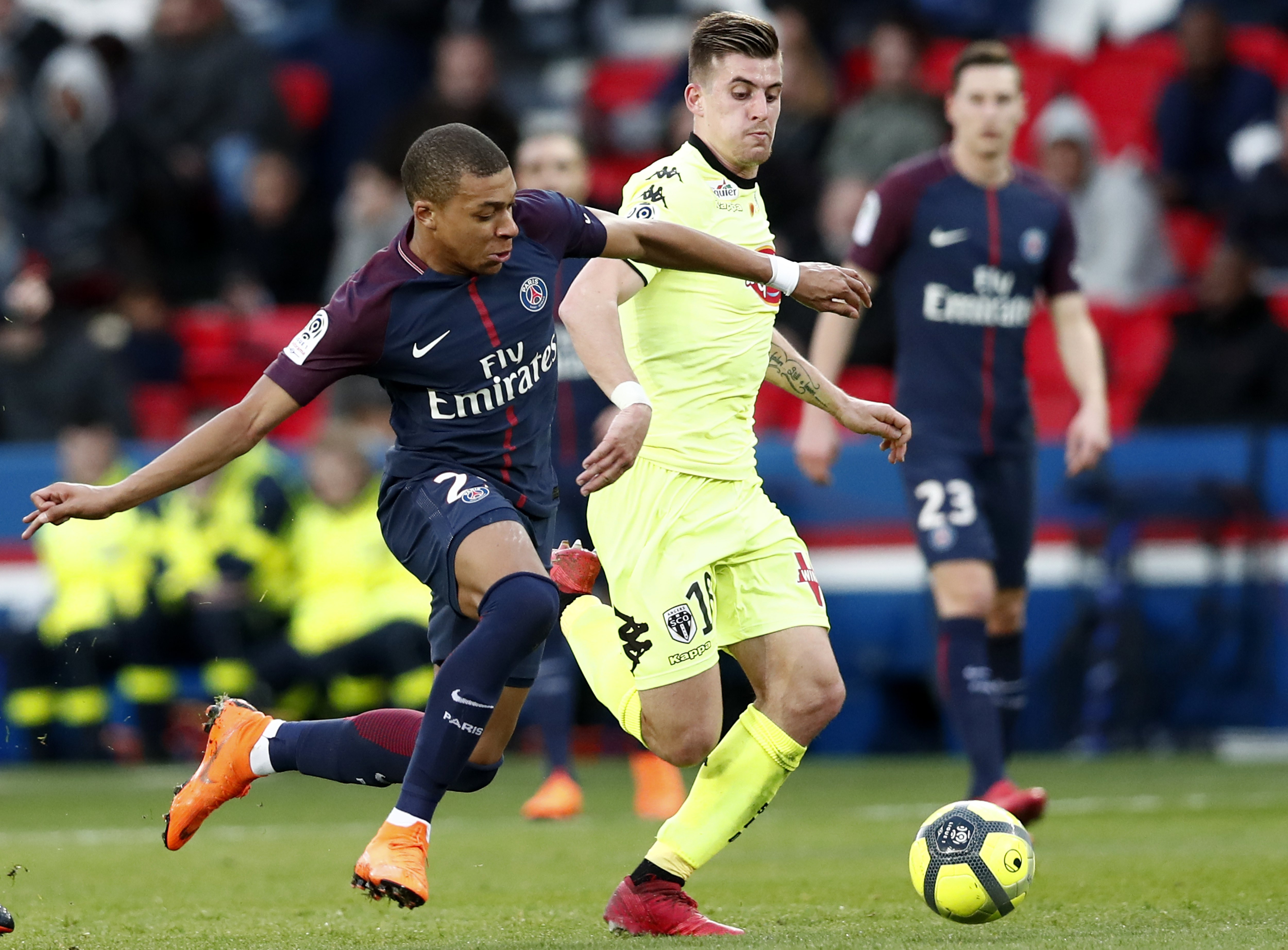 法国足球甲级联赛精彩比赛点燃激情