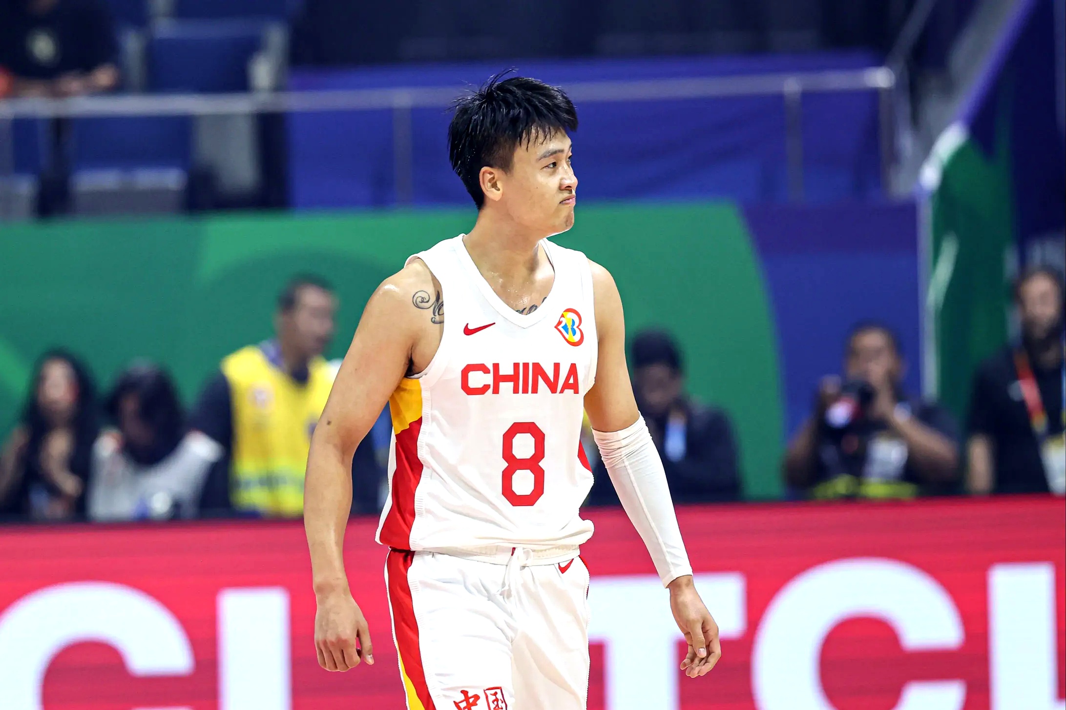 奇才爆冷中国男篮，米尔萨普高光表现