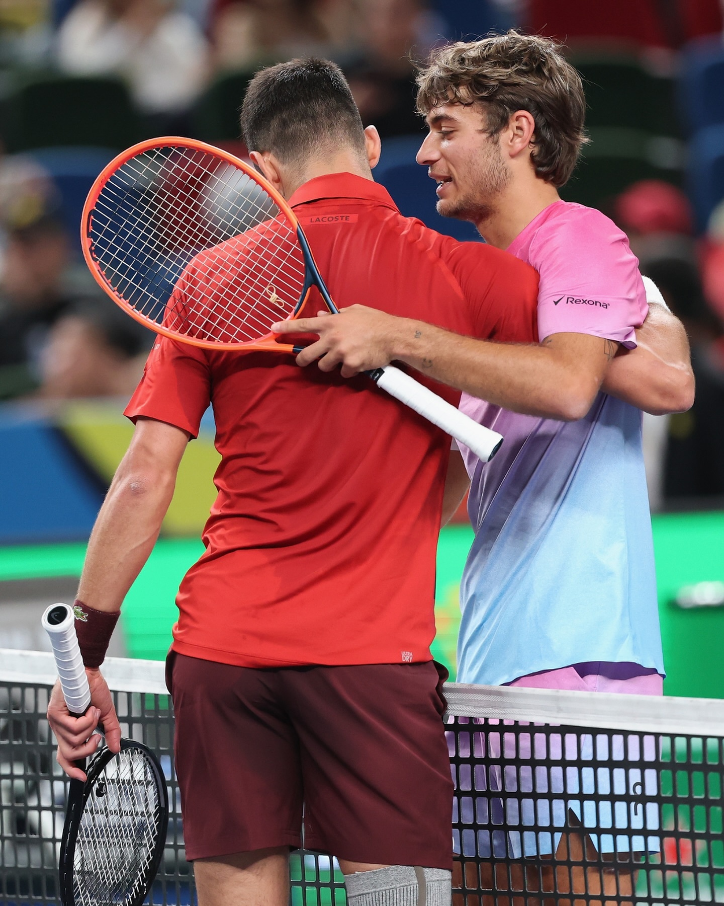 美国网球队完胜英国网球队，德约科维奇关键制胜