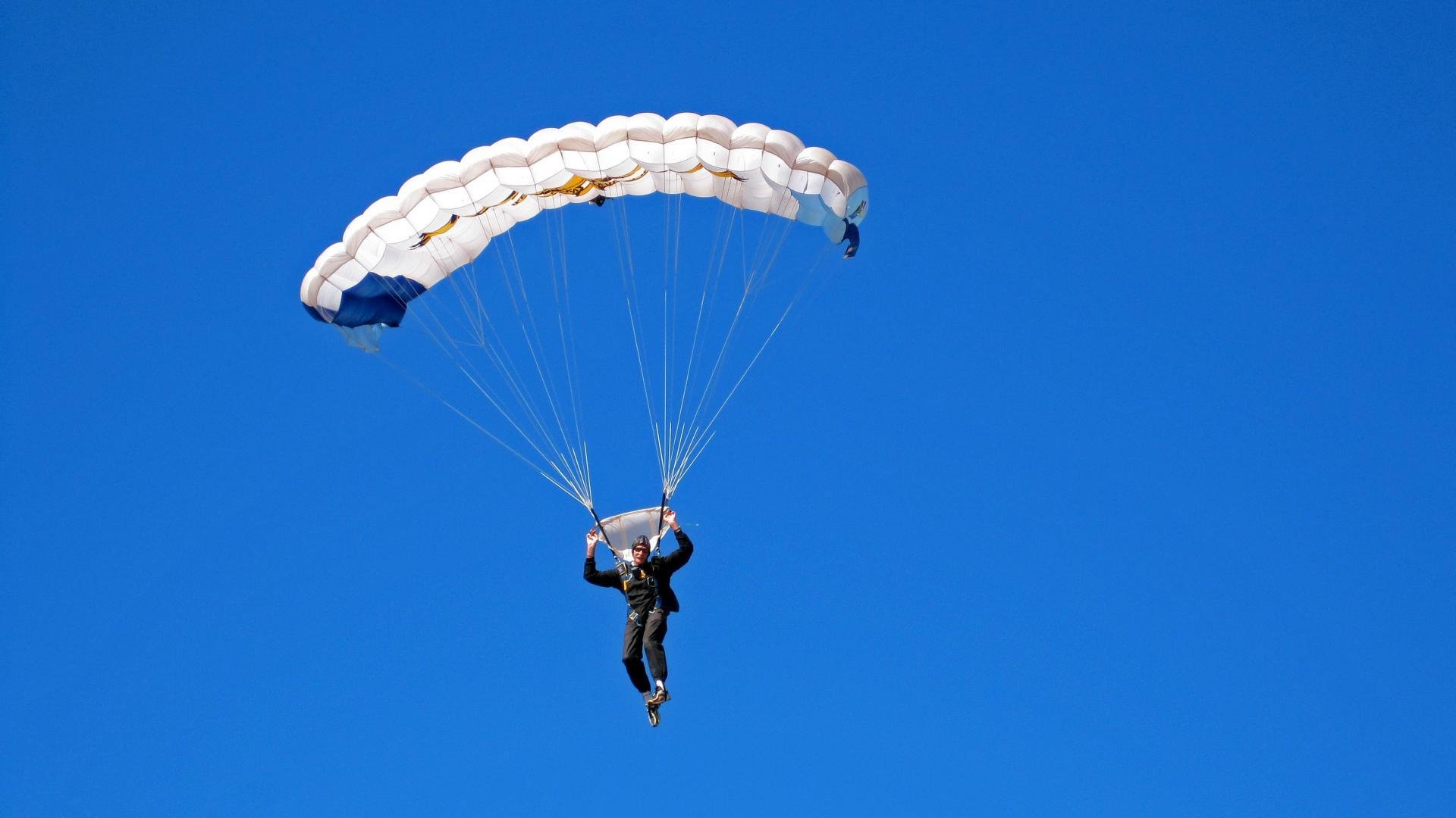 巴拉圭单节拉开那不勒斯，迪亚斯硬仗之王的加冕时刻