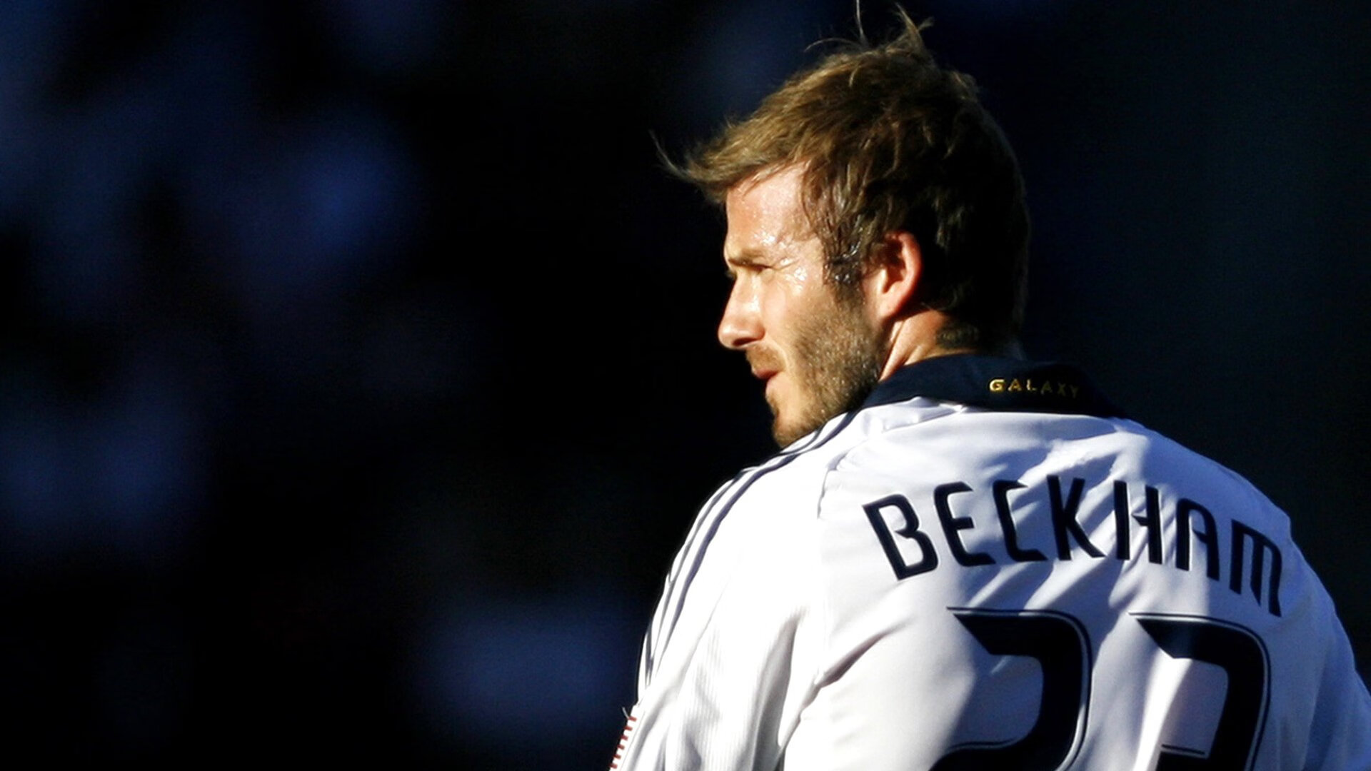 北欧铁骑的意志胜利，楚阿梅尼一剑封喉，丹麦险胜智利背后的战术博弈与精神传承